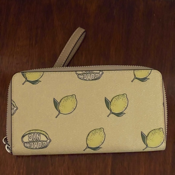 Coach Lemon Pattern Wristlet NWOT - Picture 3 of 5